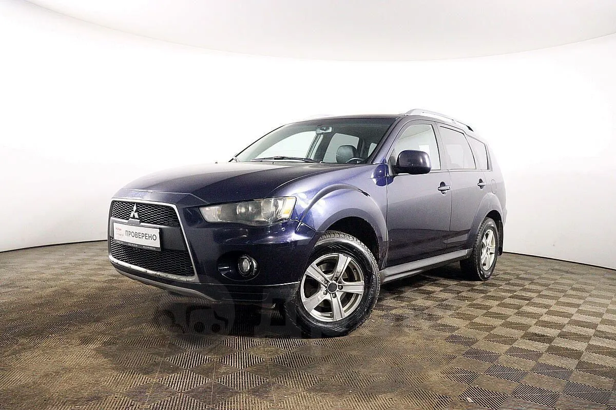 Mitsubishi Outlander Image 1